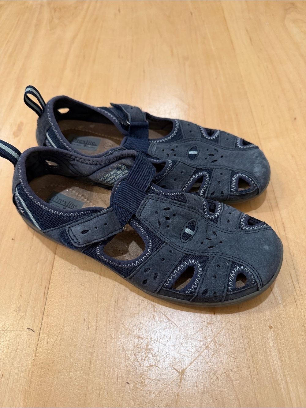 Drexlite Shoes Size 6